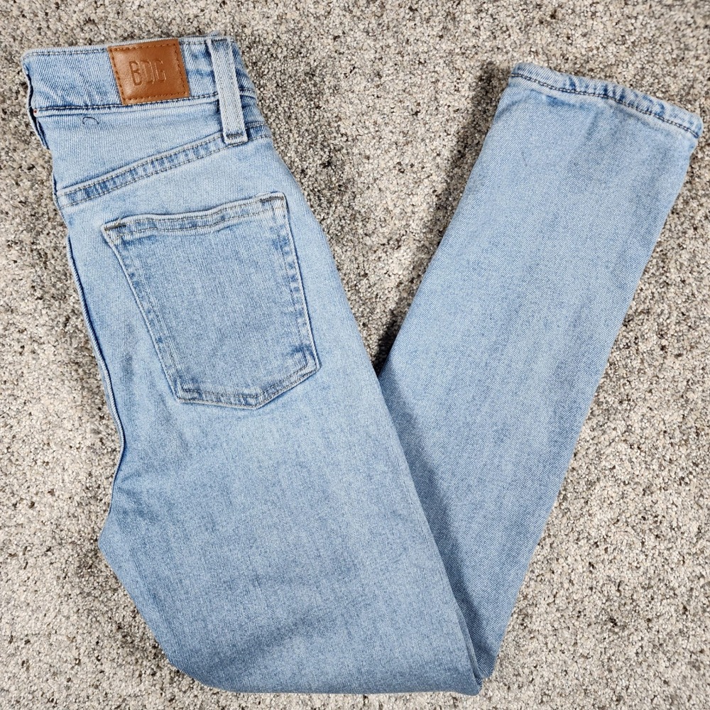 BDG Girlfriend Jeans Women 24 Light Wash High Rise Cropped Excellent